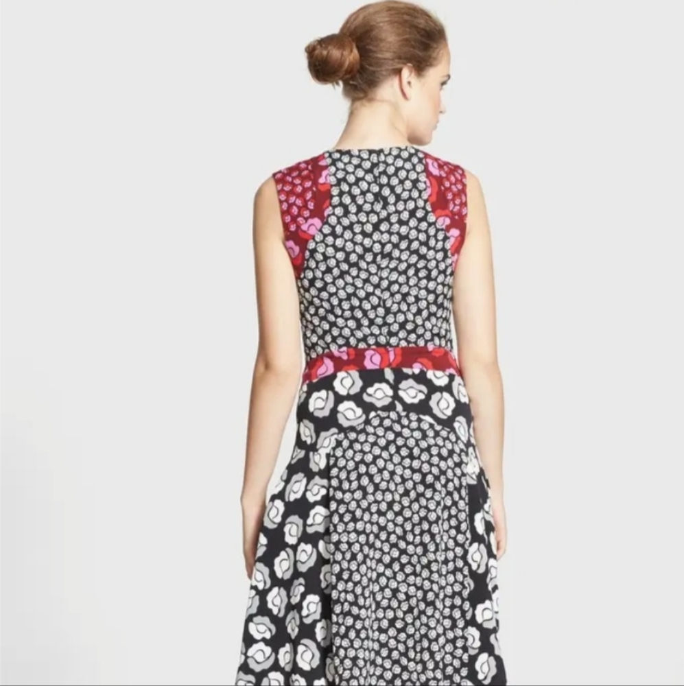 Diane von Furstenberg, The Paris floral dress, size 8